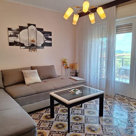 Apartment Parenzana Bibali 65 A 52460-ブイェ エクステリア 写真
