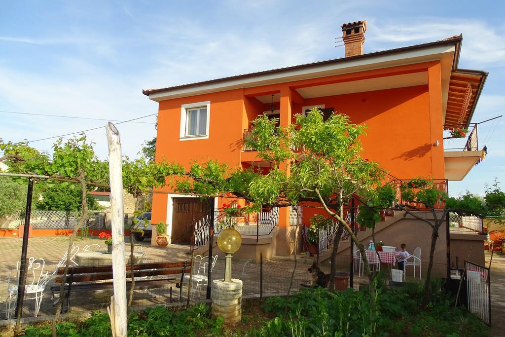 Apartment Parenzana Bibali 65 A 52460-ブイェ エクステリア 写真