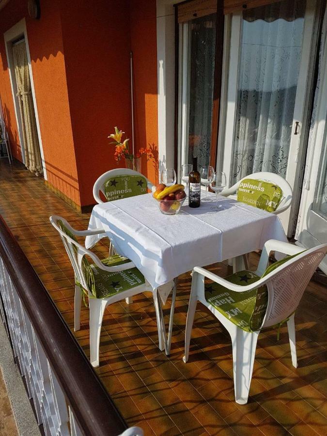 Apartment Parenzana Bibali 65 A 52460-ブイェ エクステリア 写真