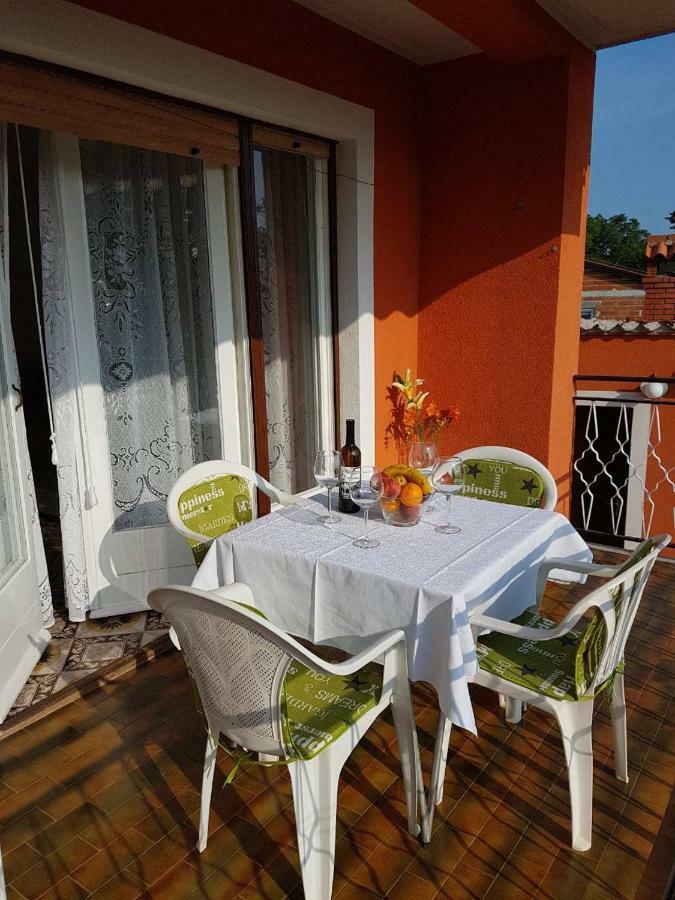 Apartment Parenzana Bibali 65 A 52460-ブイェ エクステリア 写真